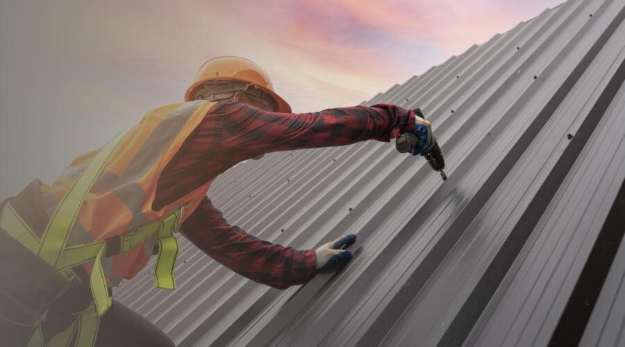 Expert Emergency Roof Repairs services in Van Buren, ME